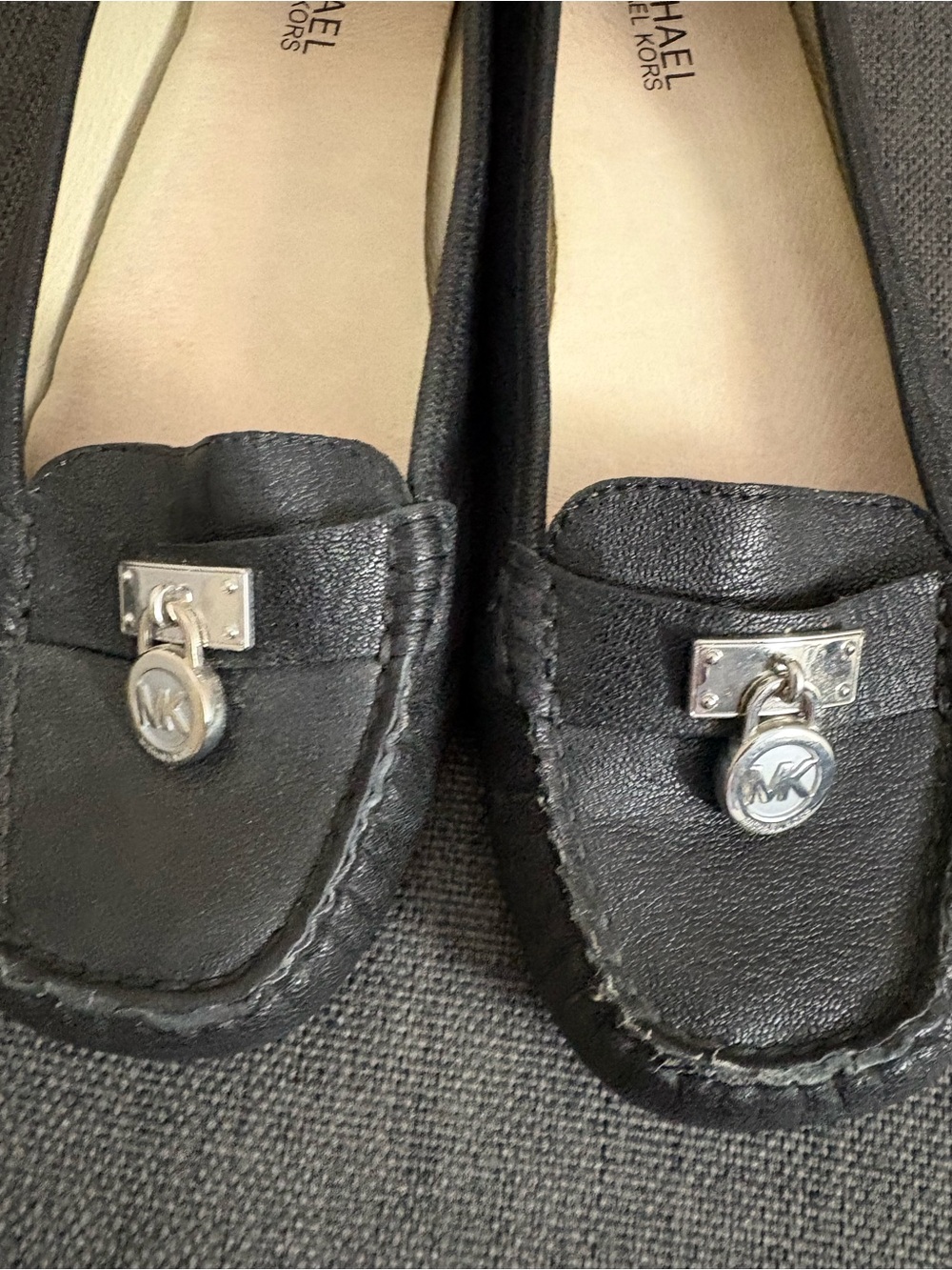Michael Kors Black Leather Slip On Loafers Size 9.5 Pre Owned - Picture 5 of 9